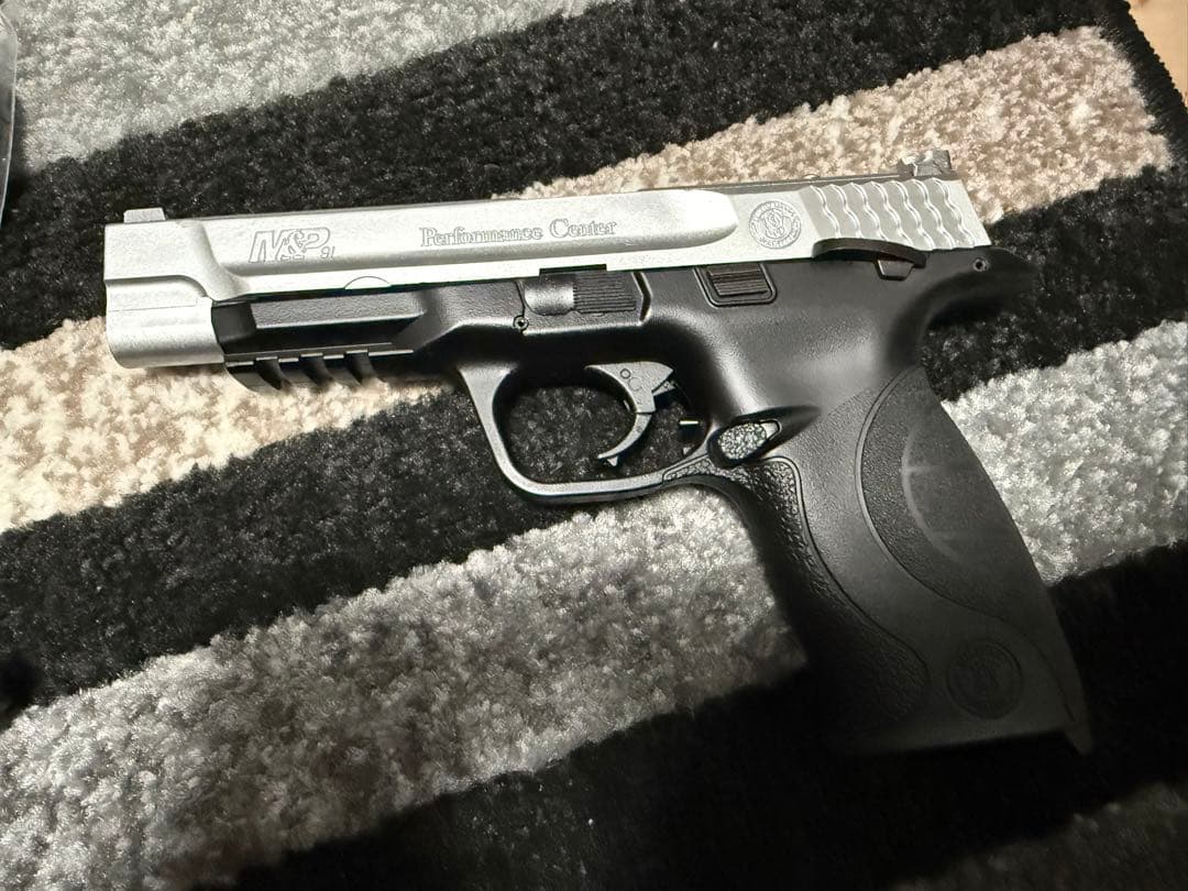 東京マルイ たきなの銃風 M&P9L