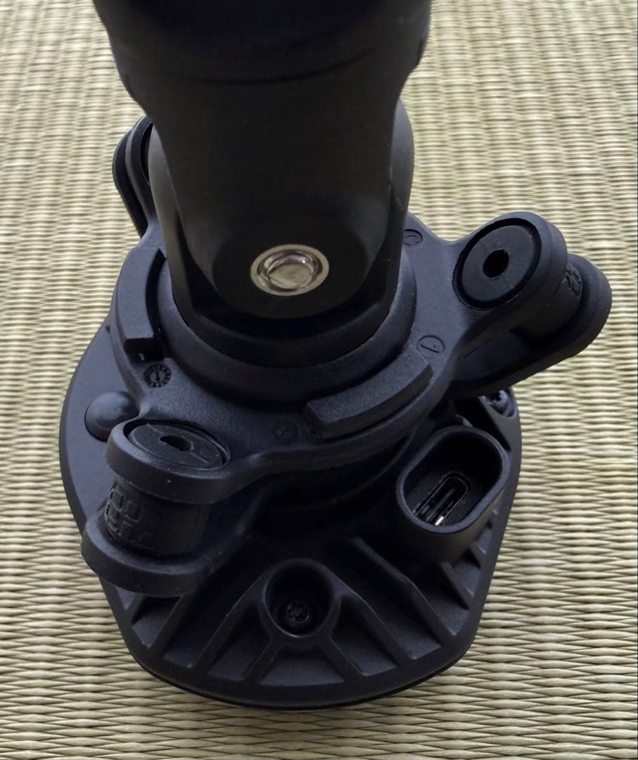 QUAD LOCK 防水ワイヤレスチャージャーセット