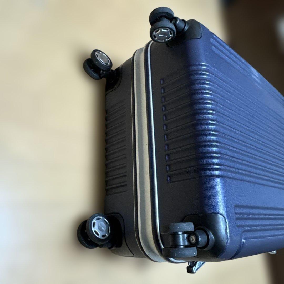 BERMAS スーツケース特大116L TSAロック付き