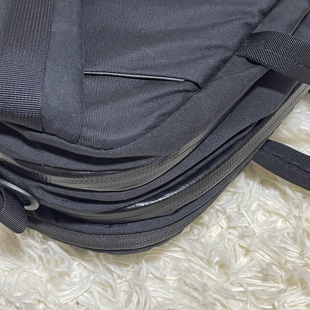 古着◎おこめちゃん　ミステリーランチ ブリーフケース 22L 黒