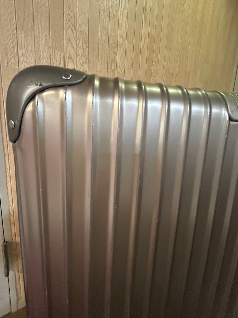 【美品】 RIMOWA TOPASチタニウム 98L 4輪