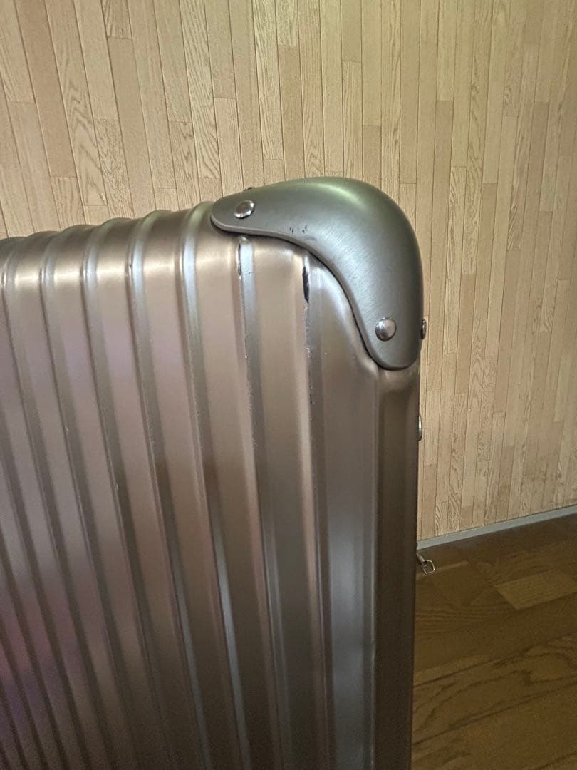 【美品】 RIMOWA TOPASチタニウム 98L 4輪