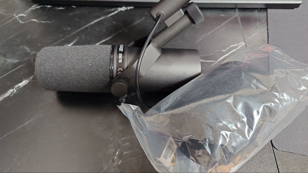 SHURE SM7B ダイナミックマイク(早い者勝ち)スイッチカバープレート有り