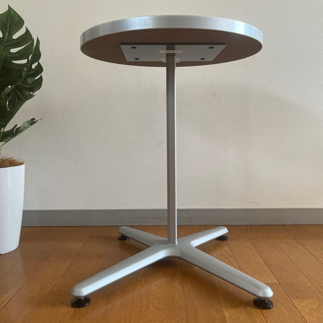 オカムラ Alt Cafeサイドテーブル　シンプルモダン ミニデスク　美品　白