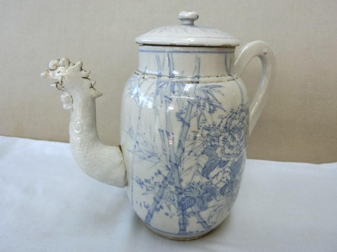 処分価30（金）22時まで【水注　水差　蓋付　白磁に染付花竹文　注ぎ口鳥型・DA