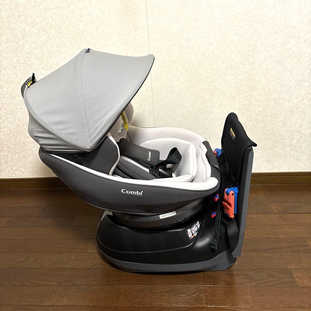 【美品】Combi クルムーヴスマート シートベルト固定 新生児OK