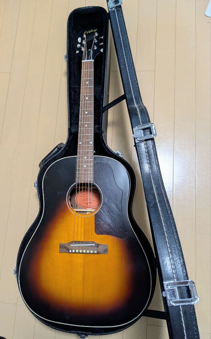Epiphone Masterbilt J-45（Fishman ＰＵ、HC付)