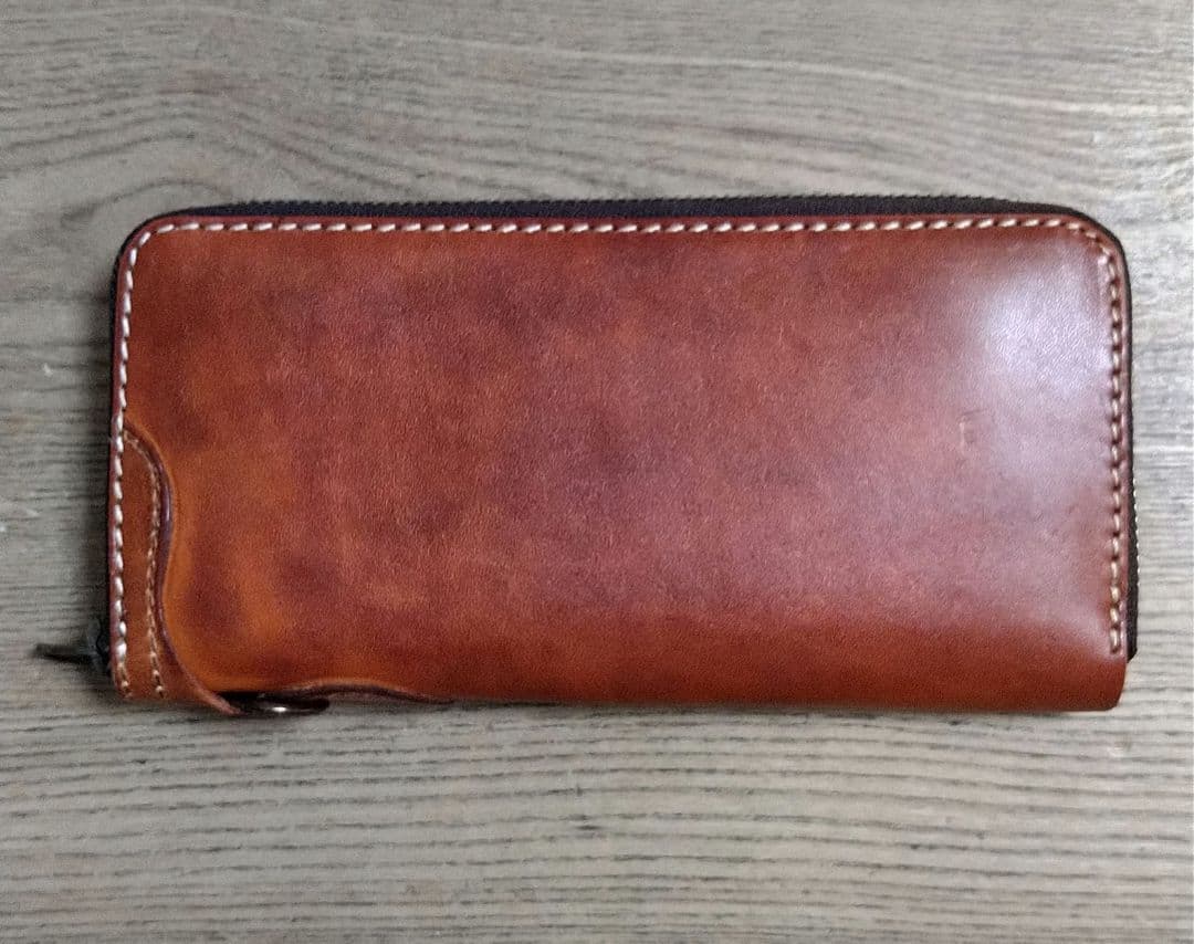 ブラウンレザー長財布