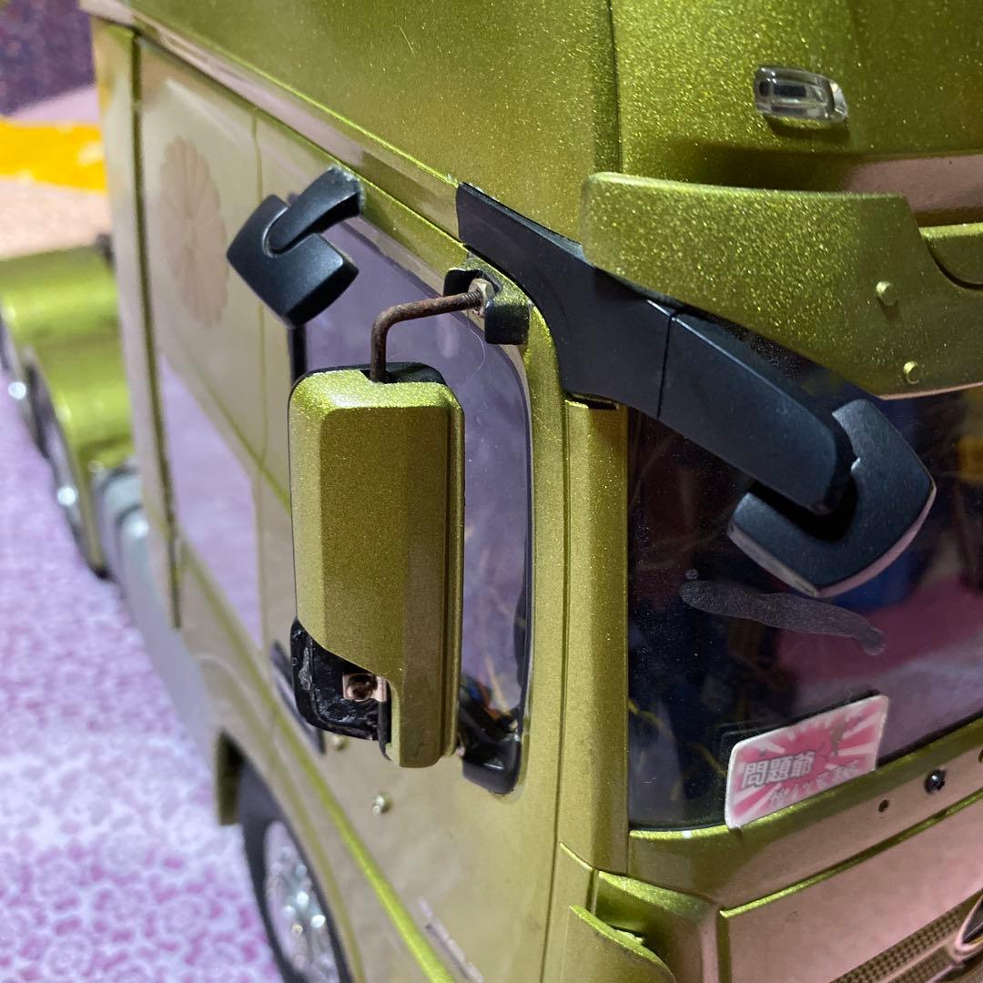 R/Cメルセデス・ベンツ　アクトロス1/14