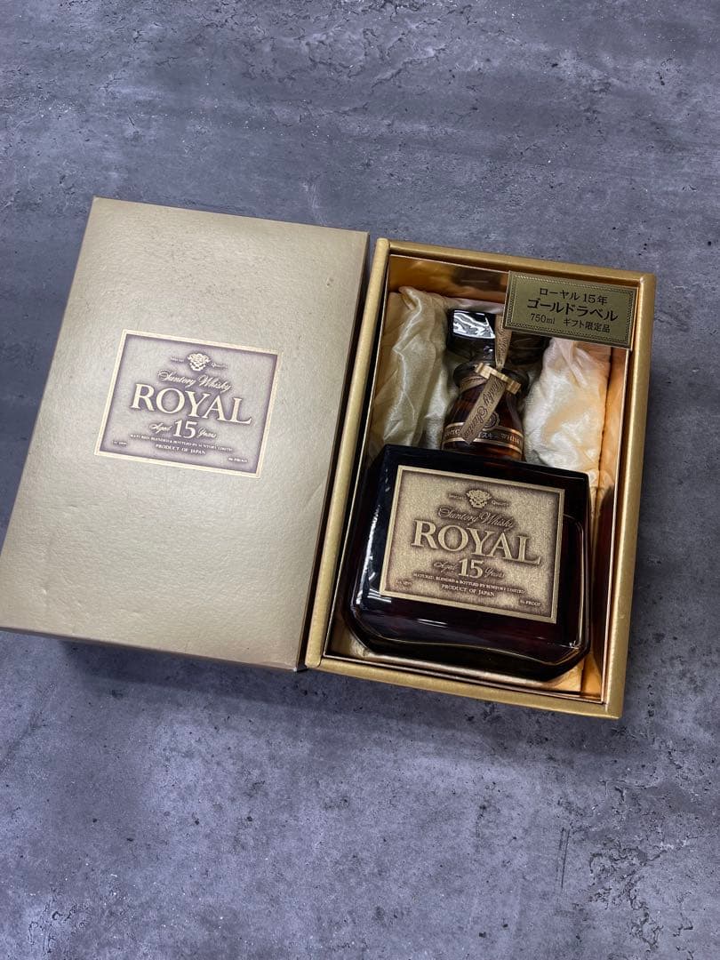  15 Years ウイスキー サントリー ローヤル750ml