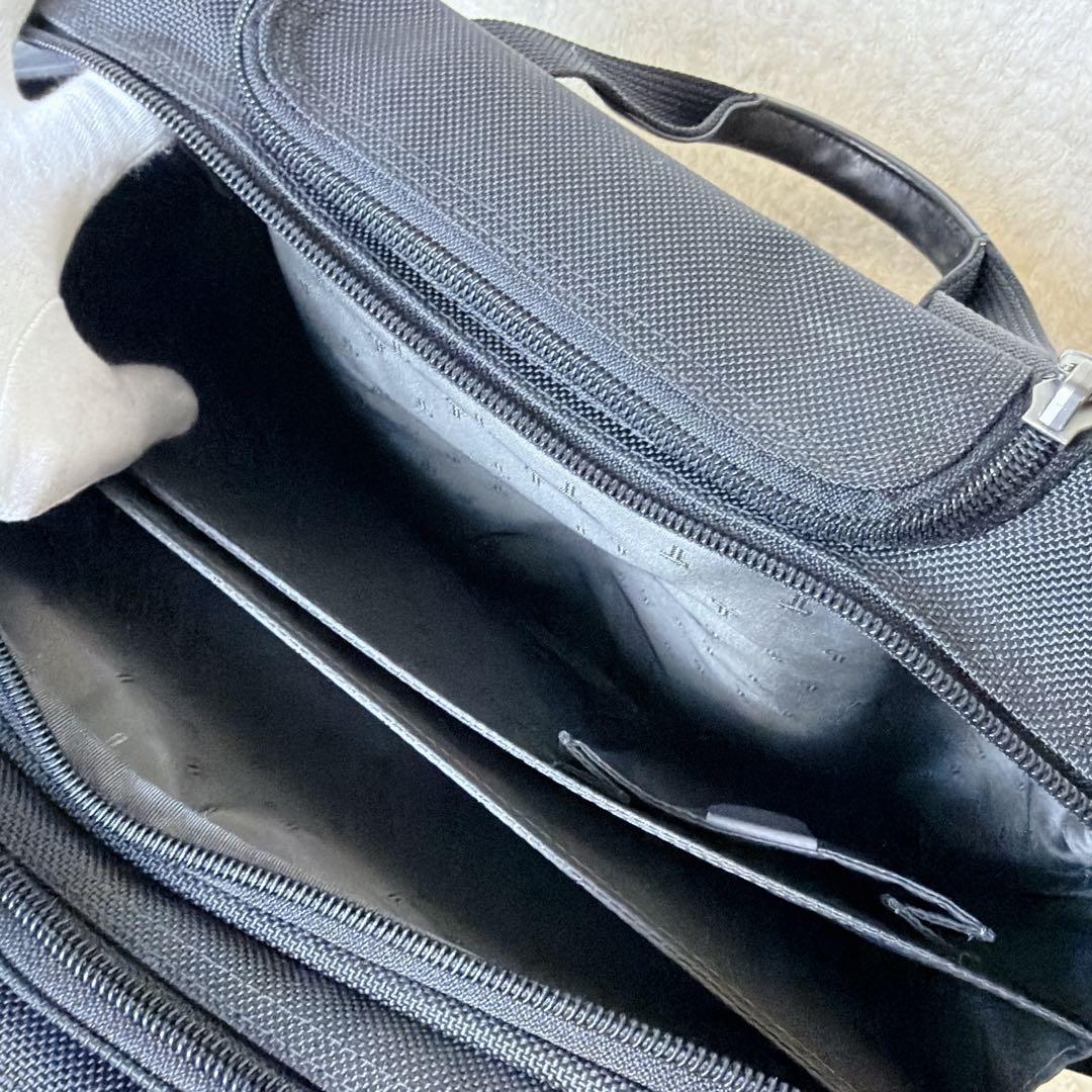 【美品】TUMI キャリーケース 2輪 機内持ち込み可 ビジネス 出張 多収納