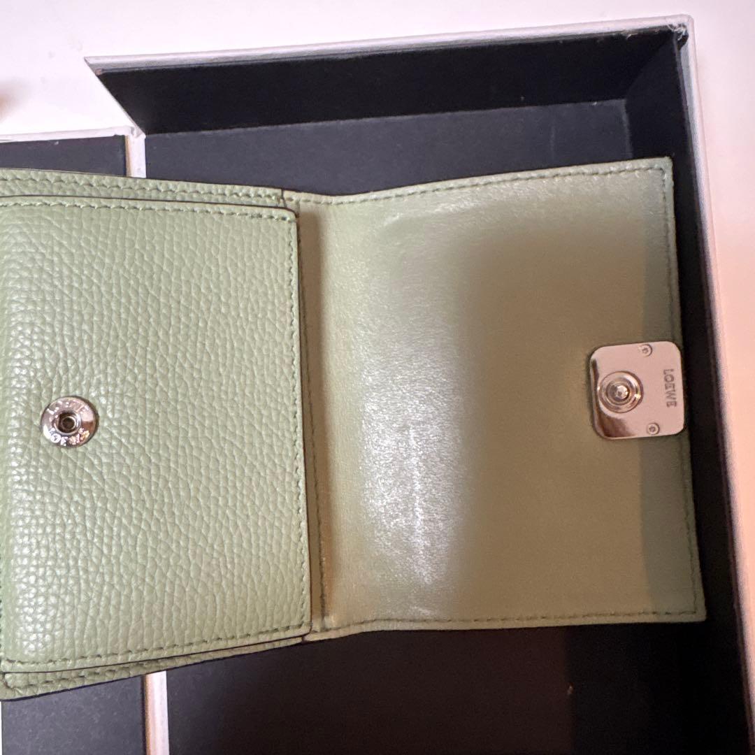LOEWE ANAGRAM TRIFOLD W ROSEMARY 三つ折り財布