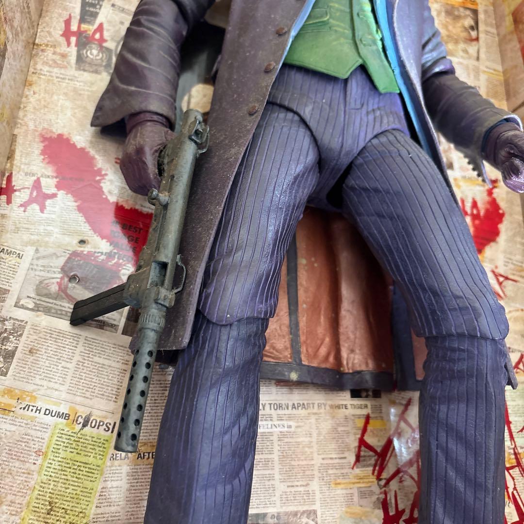 バットマン ダークナイト ジョーカー1/4のビッグスケールアクションフィギュア