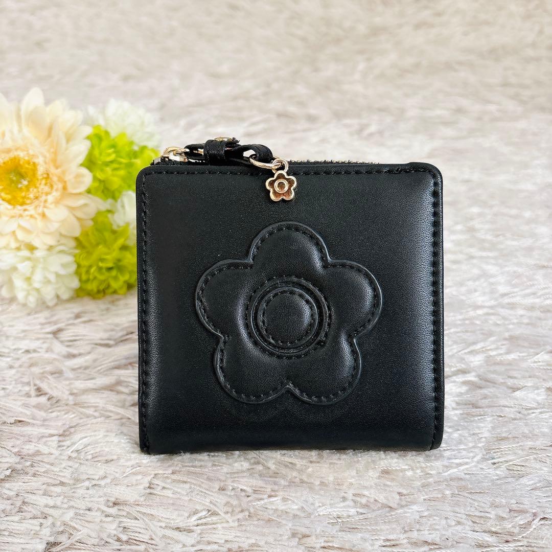 極美品✨MARY QUANT マリークワント 二つ折り財布 デイジー 黒