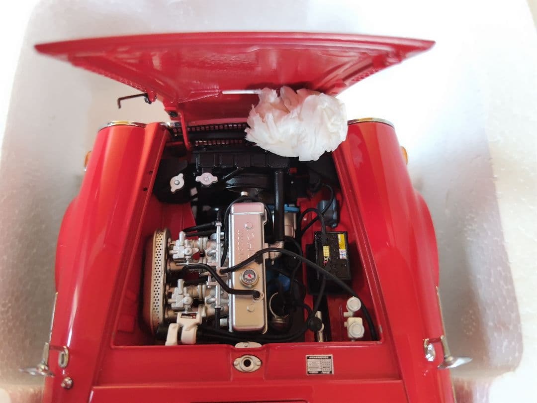 オートアート 1/18「DATSUN FAIRLADY 2000」