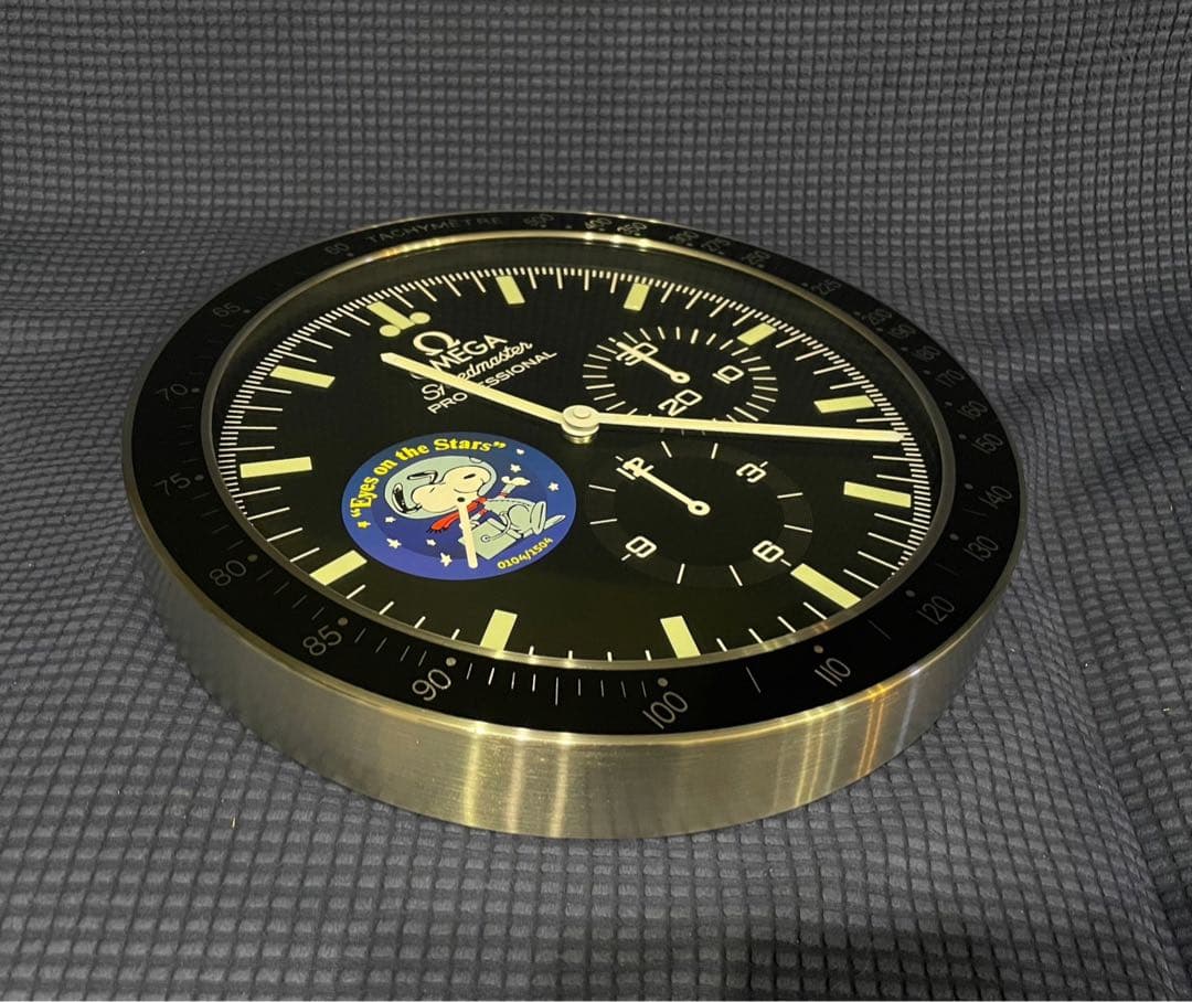 壁掛け時計 オメガスピードマスターモチーフ