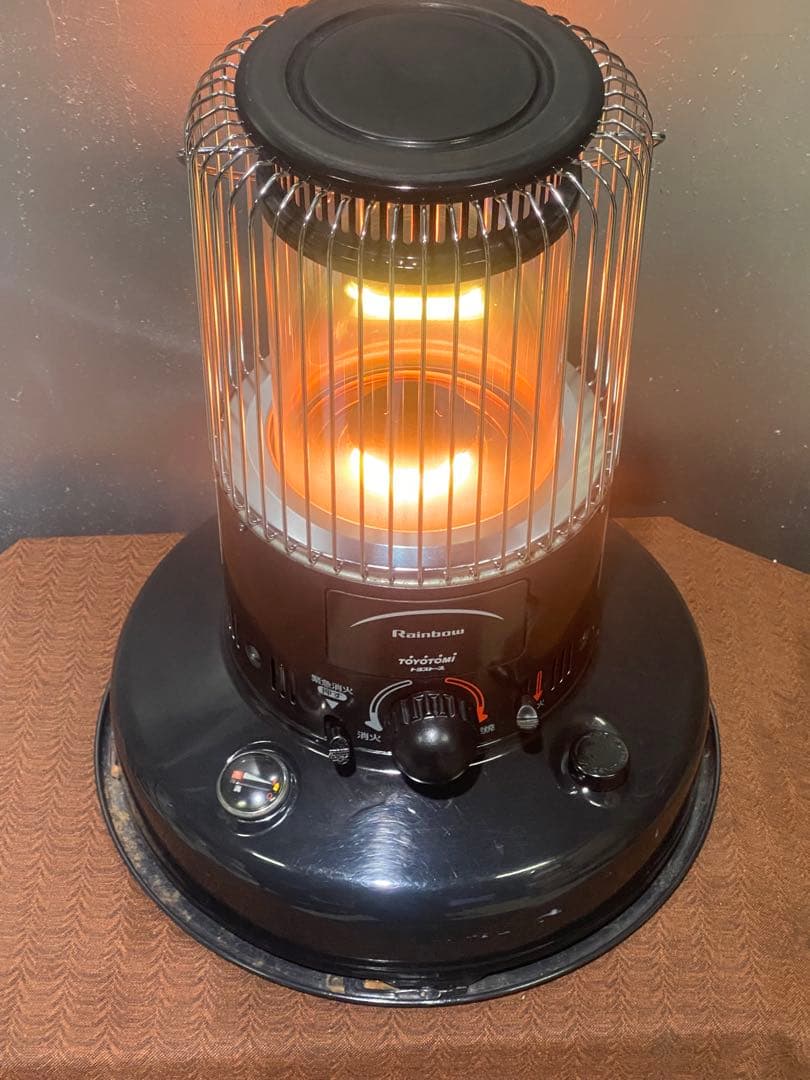 トヨトミ 自然換気オープン灯油ストーブ RB25B【灯油送料無料】