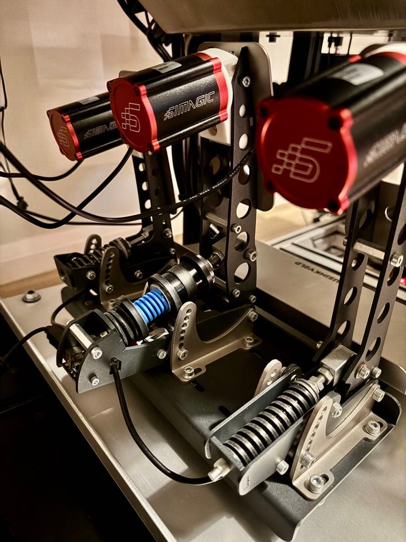 ⭕️HEUSINKVELD Sim Pedal Sprint用振動モーターマウント