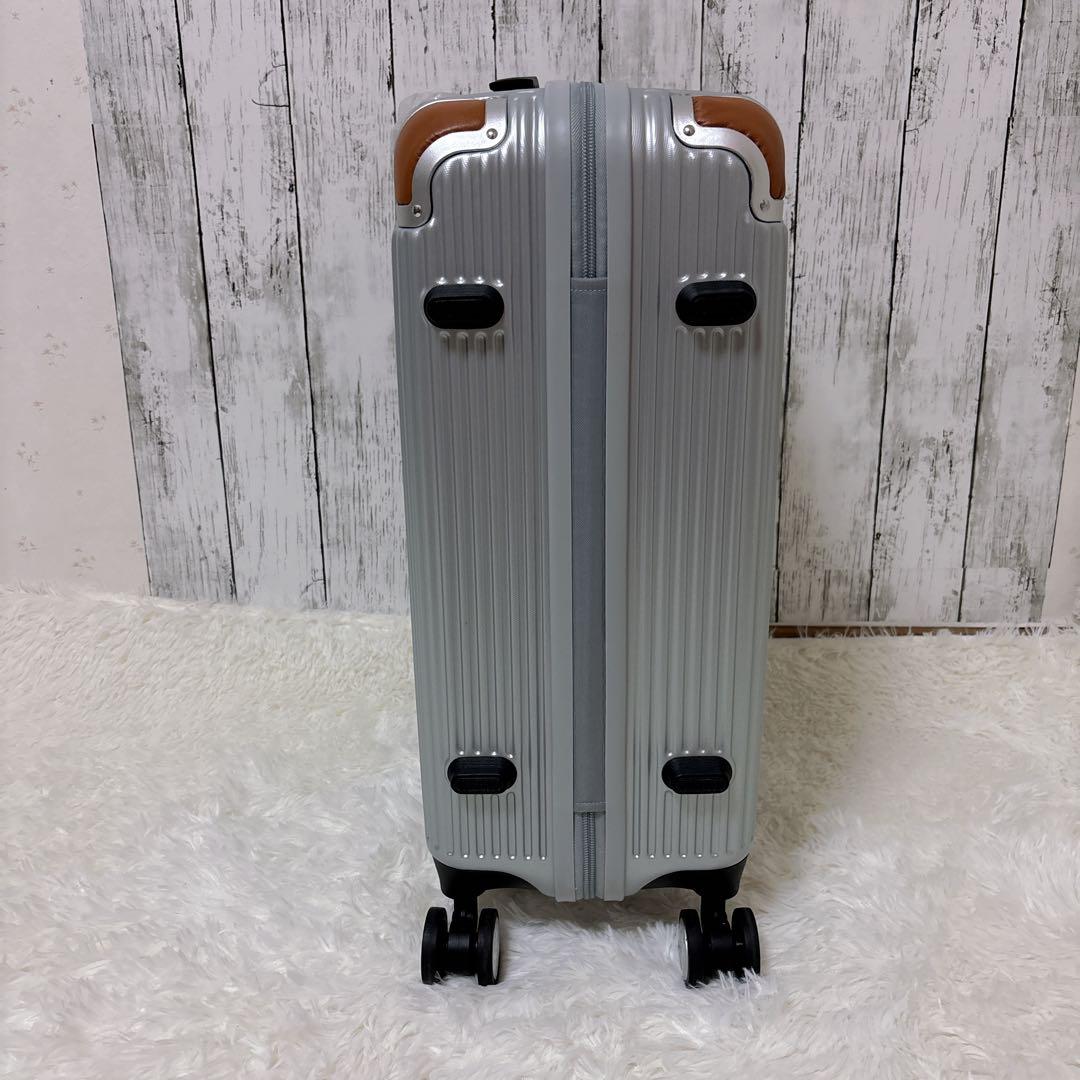スイスミリタリー 20インチ スーツケース キャリーケース シルバー 機内持込み