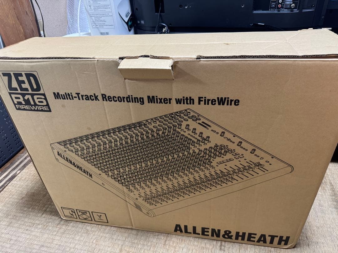 t*k様 ALLEN&HEATH アナログミキサー　ZED R16 動作未確認