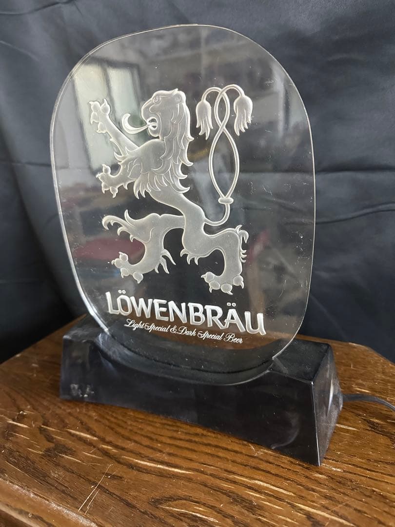 LOWENBRAU BEER ヴィンテージ ネオンスタンド 米国製