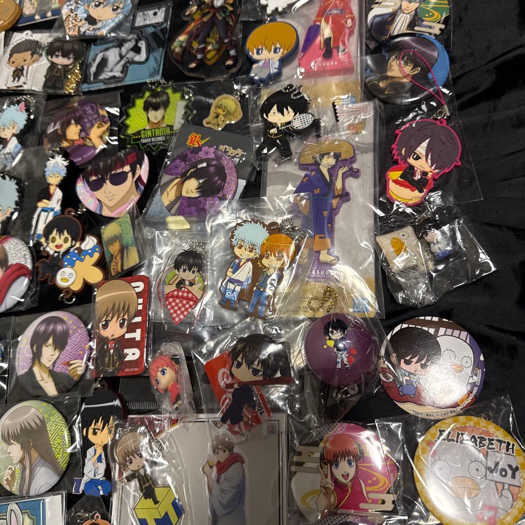 銀魂　缶バッジ　ラバーストラップ　アクリルスタンド等　約130大量まとめ売り