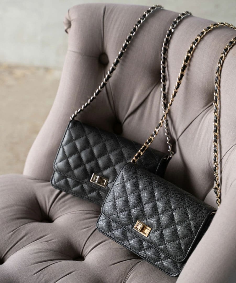 完売品　東京百花　キルティングチェーンショルダーバッグ ブラック×ゴールド