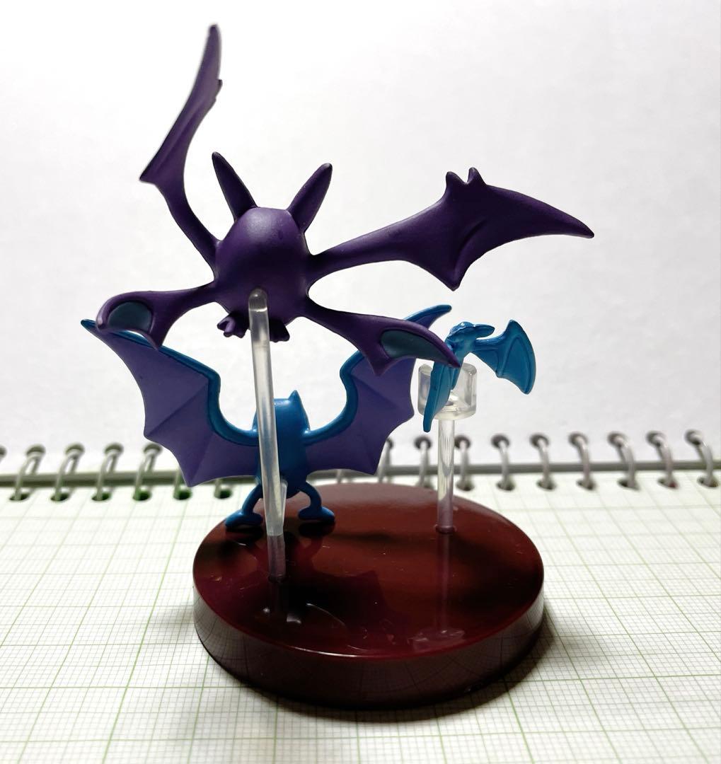 ズバット　ゴルバット　クロバット 立体ポケモン図鑑 フィギュア