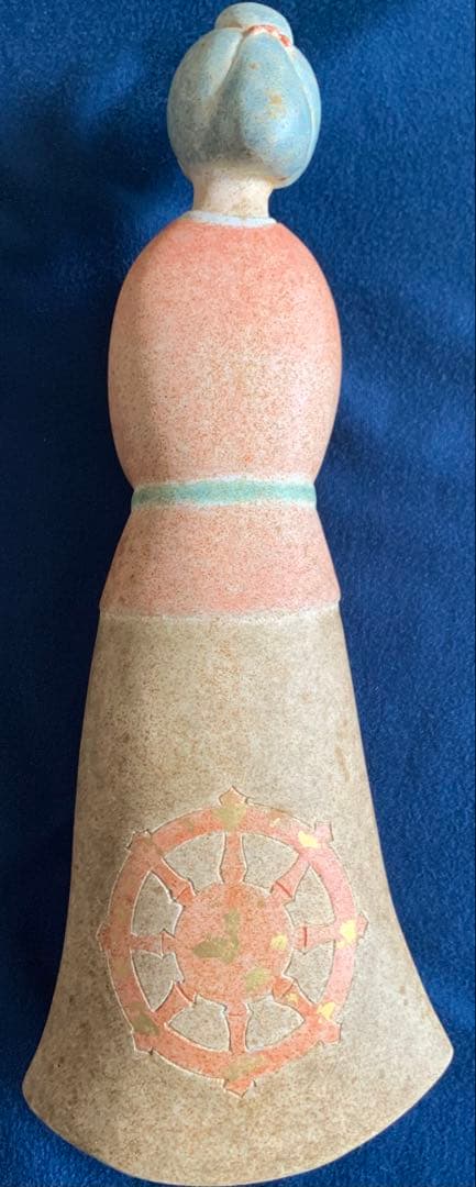 加賀伝統工芸品、紺谷力作「閼伽（あか)人形」