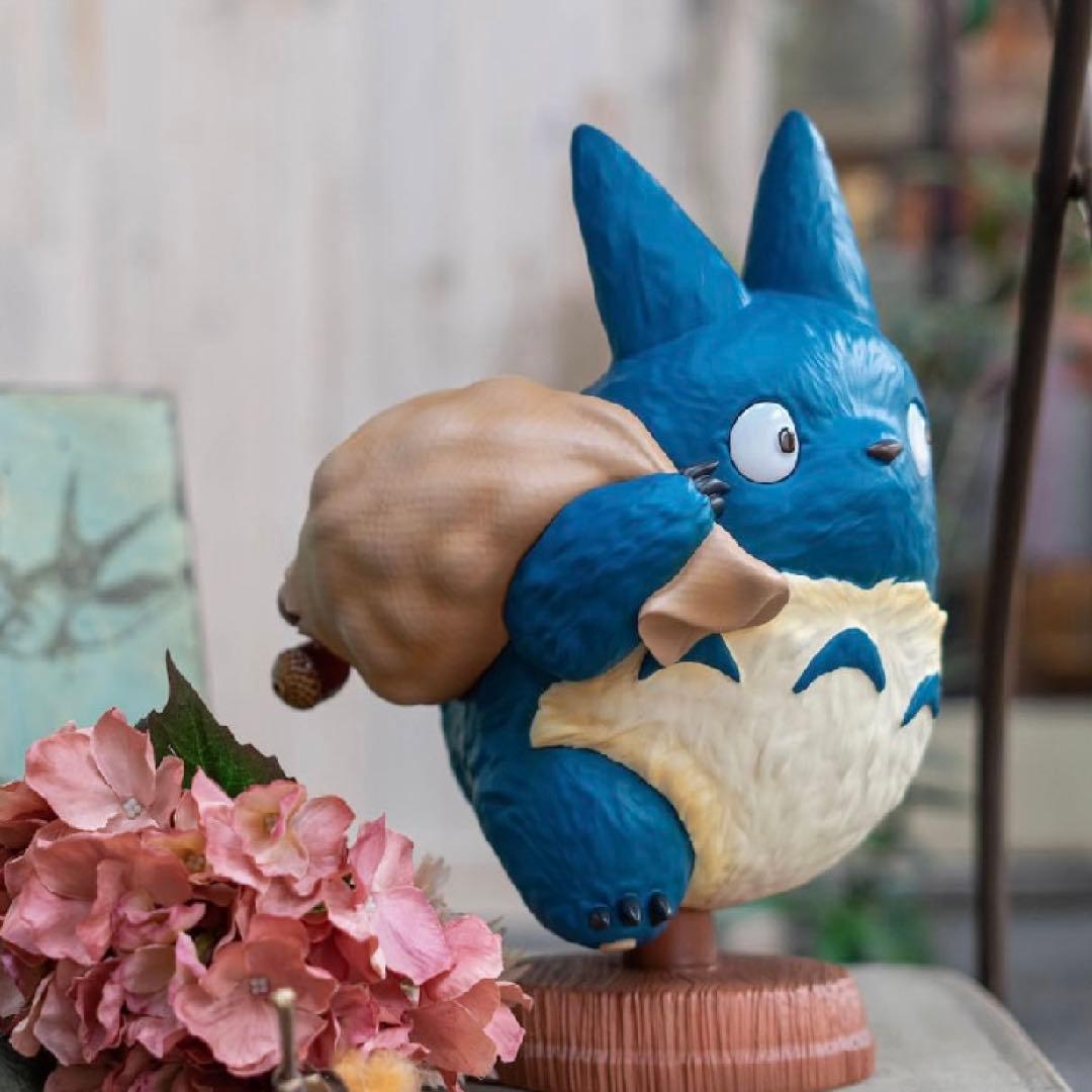 ジブリ　となりのトトロ　中トトロみーつけた　フィギュア