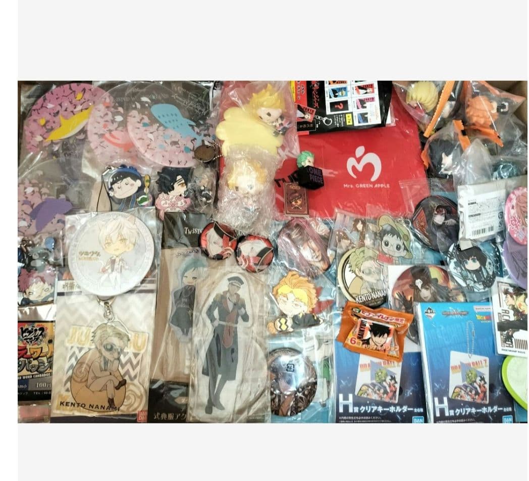 大量 まとめ売り ノンジャンル 紙類 ミニフィギュア ぬいぐるみ 1200