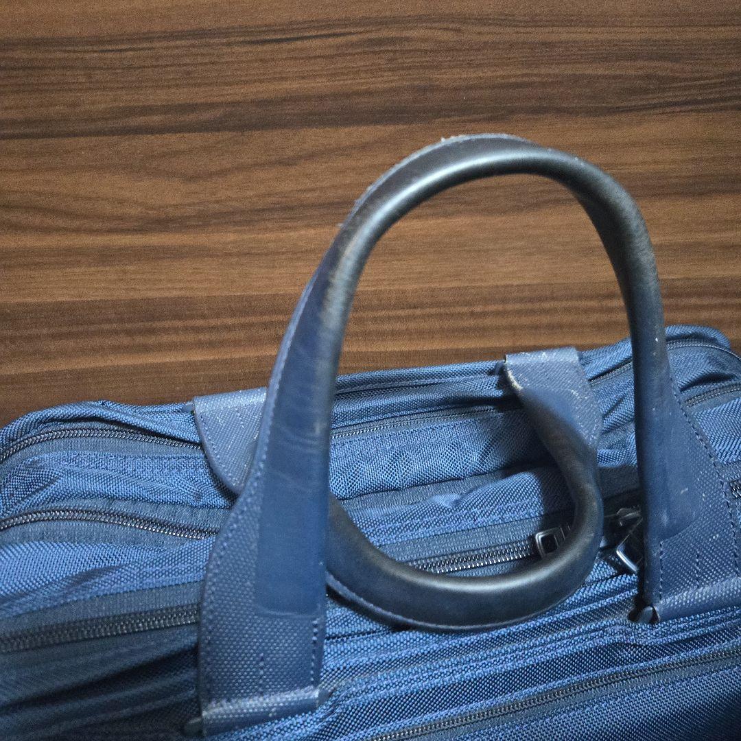 TUMI アルファ　エクスパンダブルブリーフ　ネイビー