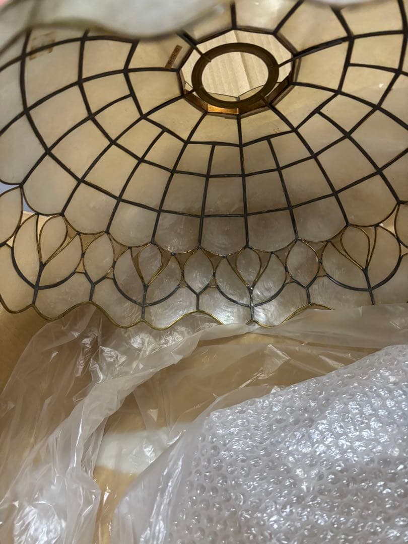 ペンダントライト　真鍮フレームとカピスシェル　カバー