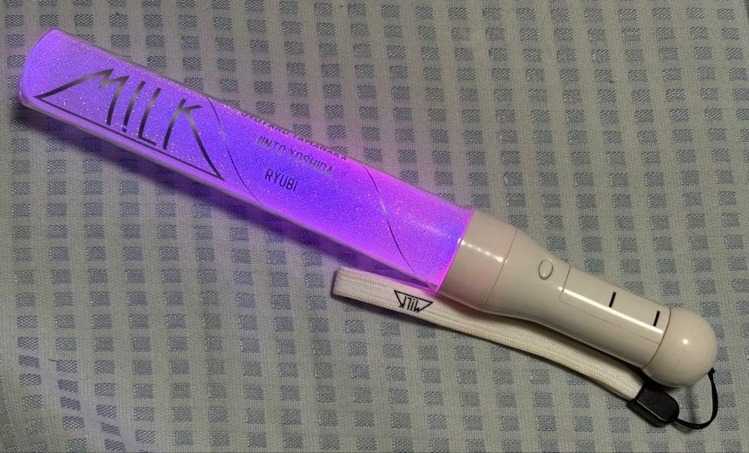 M!LK Summer Re:fresh カラーチェンジ ペンライト