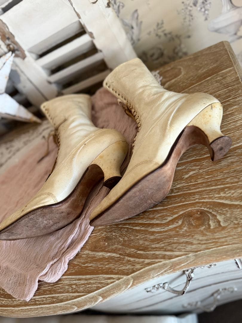 フランスアンティークヴィクトリアンレースアップウェディングレザーブーツシューズ