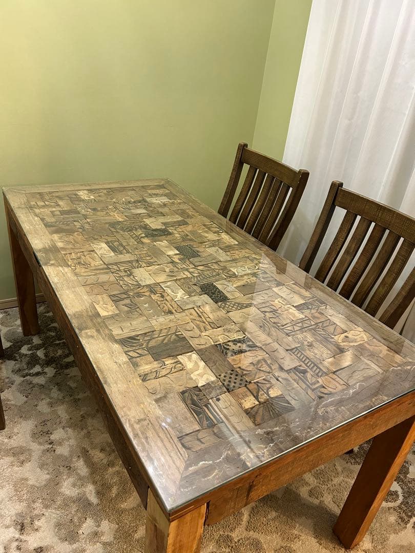 kare ダイニングテーブル　メモリー　リビングハウス