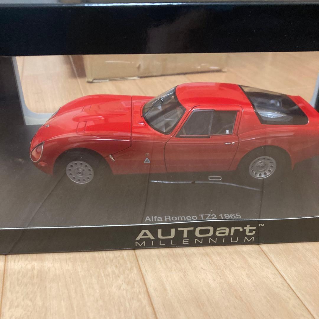 AUTOart Alfa Romeo TZ2 1965 赤