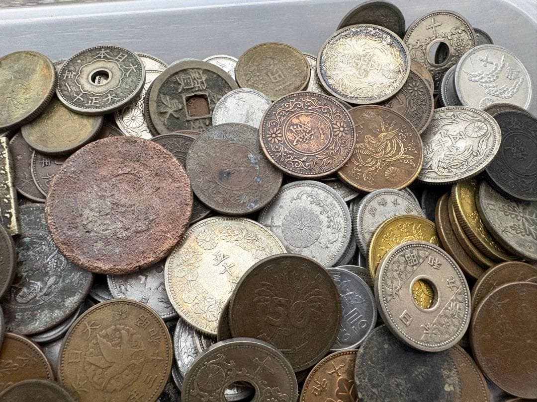 古銭まとめ　1681g 銀貨　鳳凰他