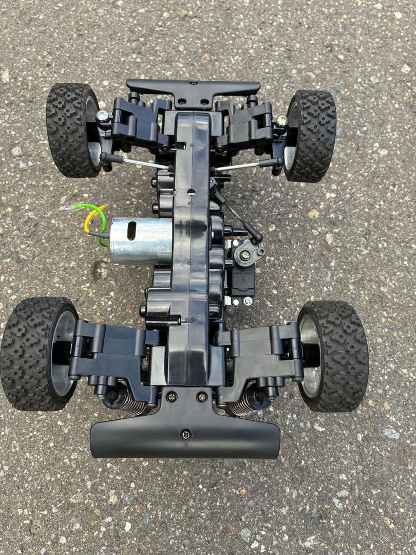 タミヤ GF-01 モーター付 18T ランドクルーザー 40 ボディ付