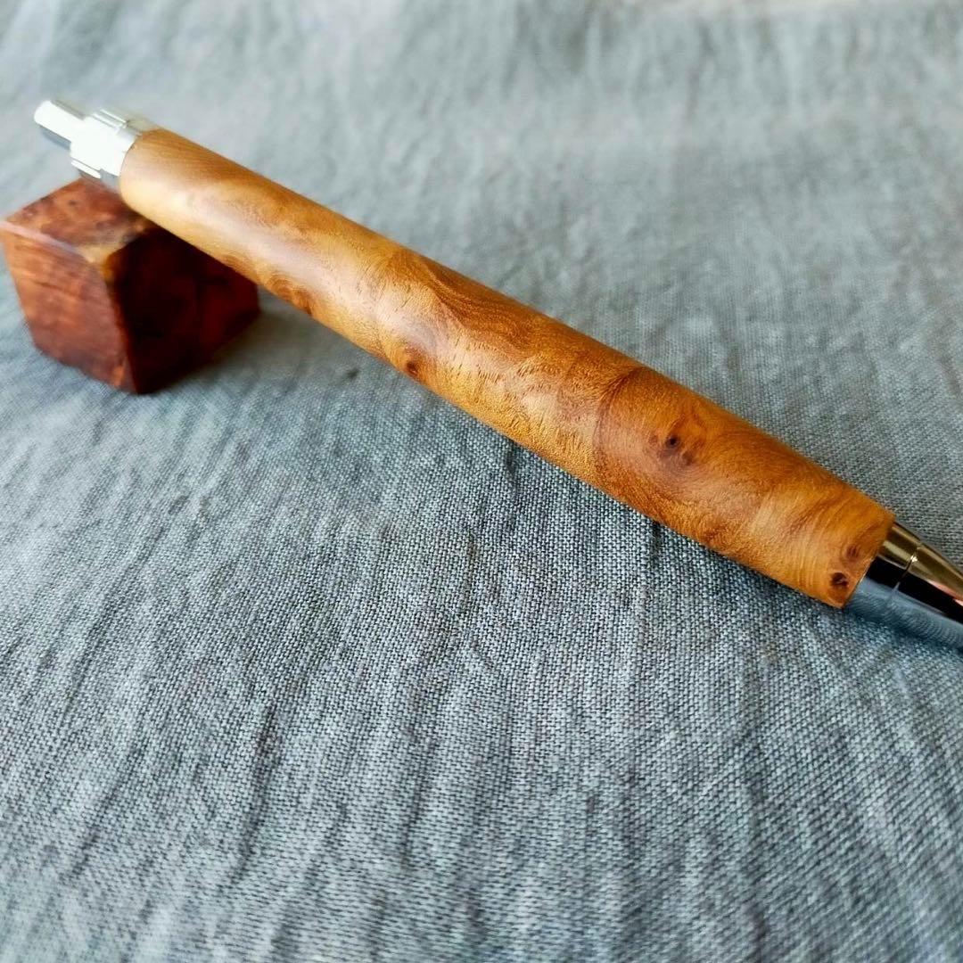 江戸時代の欅瘤　ハンドメイド　木軸シャープペン　0.5mm　天然木　ブラック