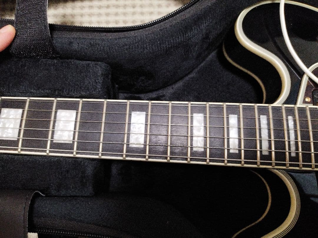 ギター Epiphone Lucille