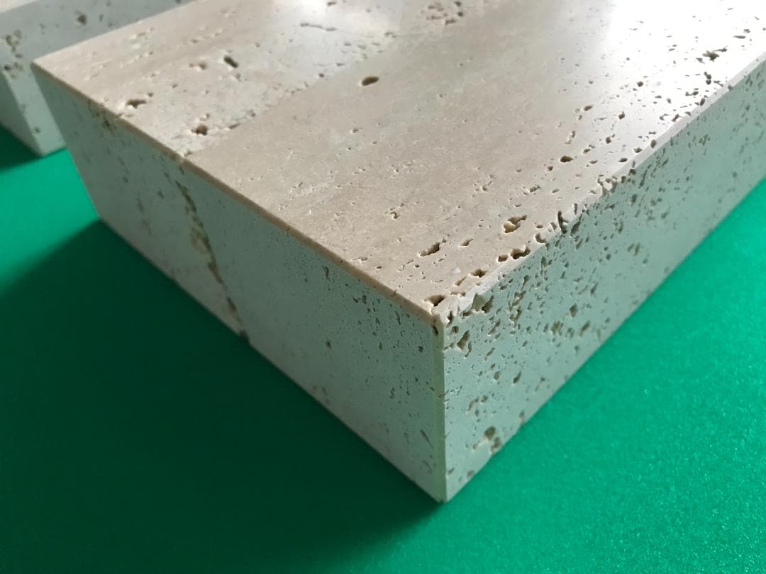 天然大理石オーディオボード●トラバーチン（穴あき）170×230×58 ●2枚