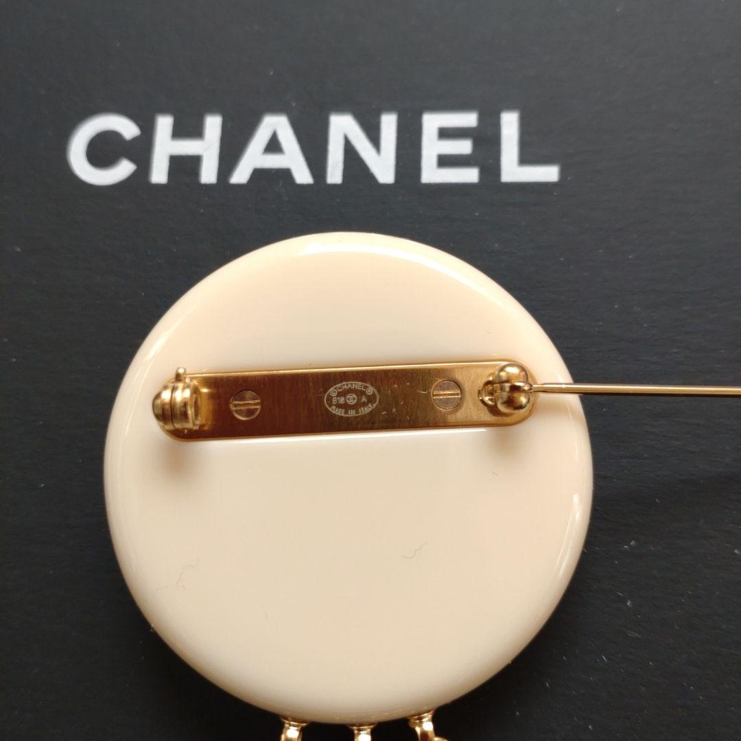 Mari／CHANEL ゴールド ブローチ チェーン付き