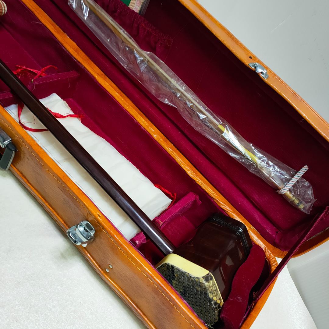 中国楽器 二胡 胡弓 虎丘 六角胴 蛇皮 ハードケース