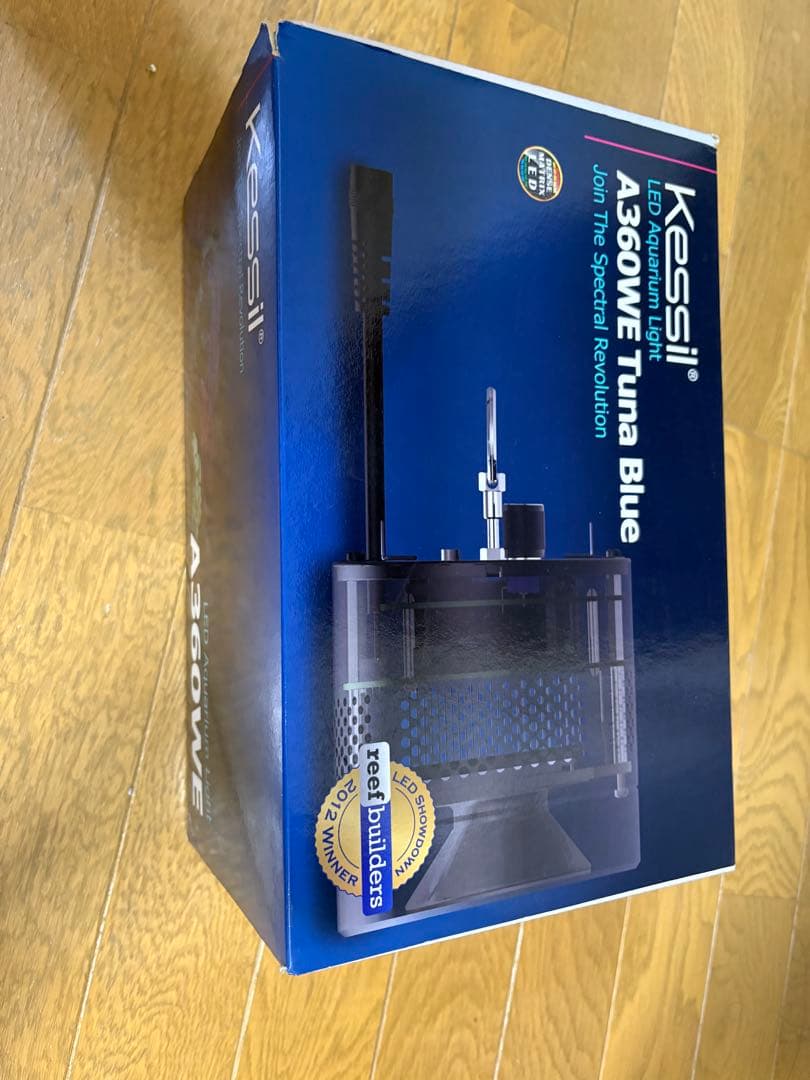 Kessil A360WE Tuna Blue LEDライト&コントローラー付き