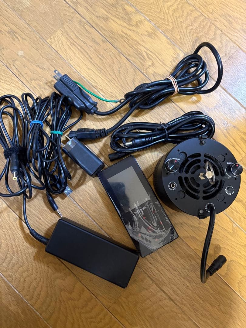 Kessil A360WE Tuna Blue LEDライト&コントローラー付き