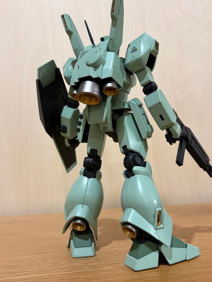 mgジェガン全塗装完成品　ユニコーンカラー