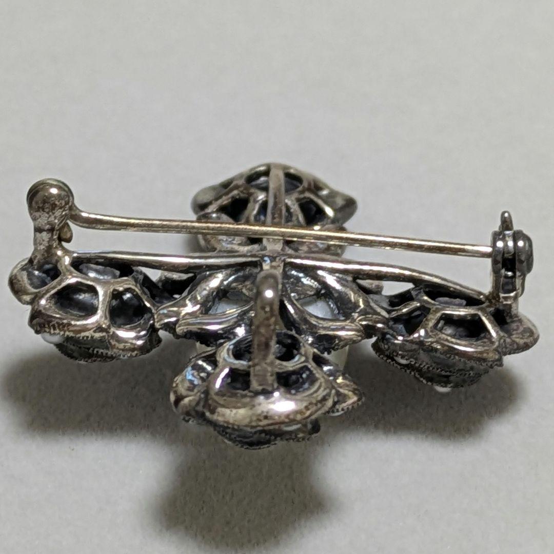 251260◎碌山◎ブローチ