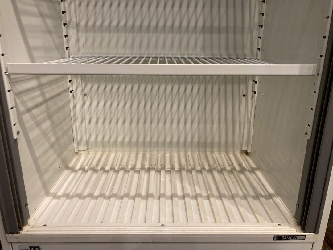 業務用　ガラス扉冷蔵庫 ホワイト 2ドア