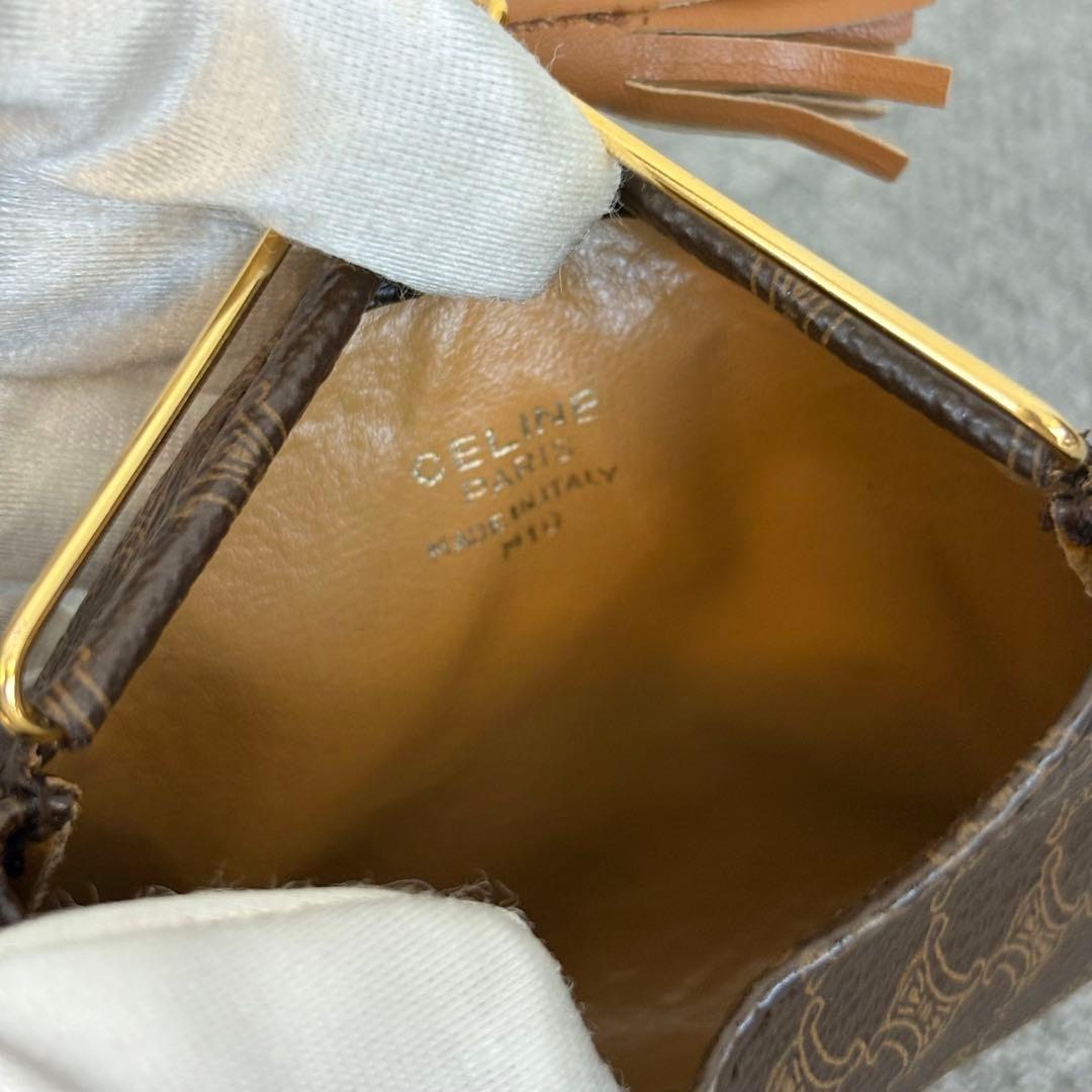 【極美品】セリーヌ 三角ケース マカダム 馬車金具ブラウン小銭入れ 182